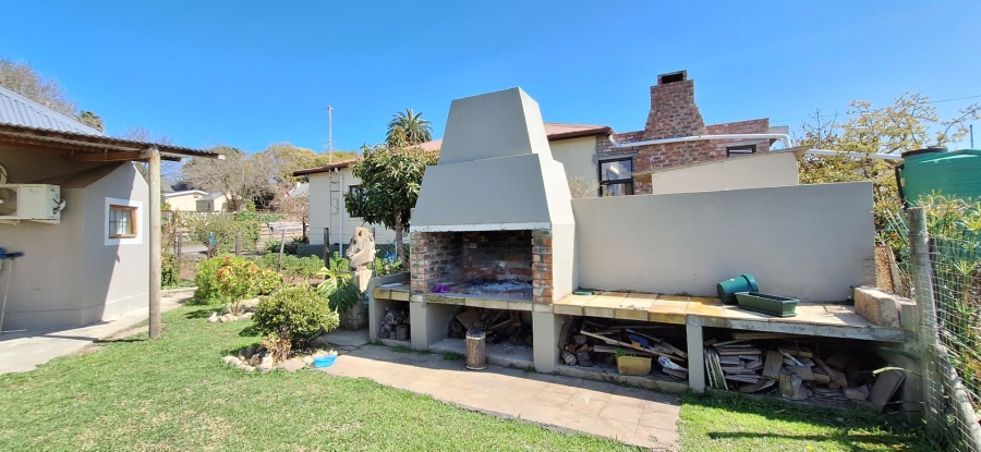 2 Bedroom Property for Sale in Heidelberg Western Cape